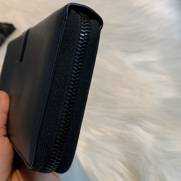 Saint Laurent Classic Monogram Zip Around Wallet Leather - Picture 5 of 17